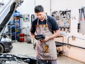 The Ultimate Guide to Automotive AC Service