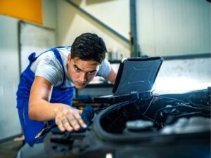 Automotive Technician: Your Guide to a Hands-On, High-Demand Career
